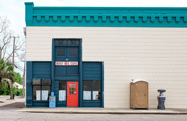 Best Portable toilet rental cost  in Lakes East, CT