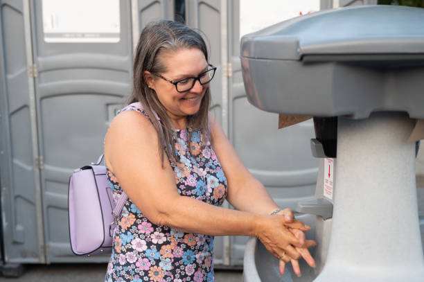 Best Handicap porta potty rental  in Lakes East, CT